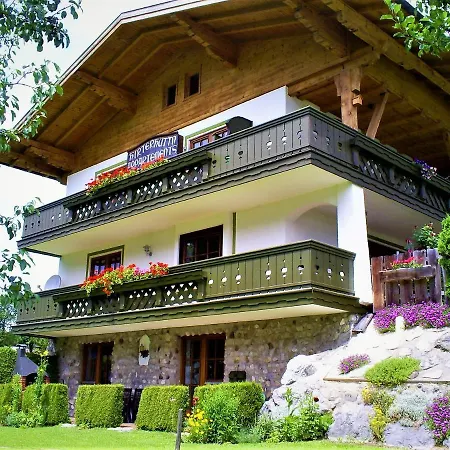 Hirterhuette * Abtenau