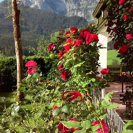 Hirterhuette Abtenau